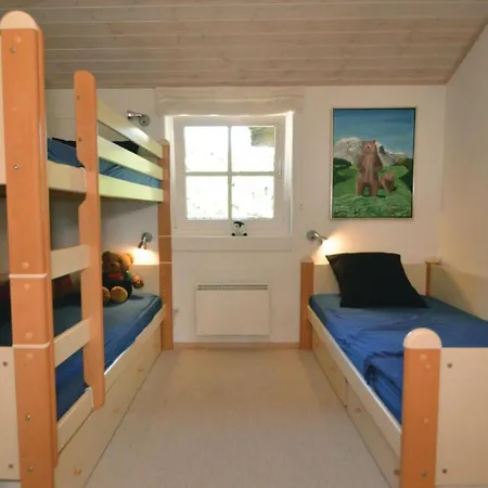 Four-bedroom Holiday In بيت للعطل